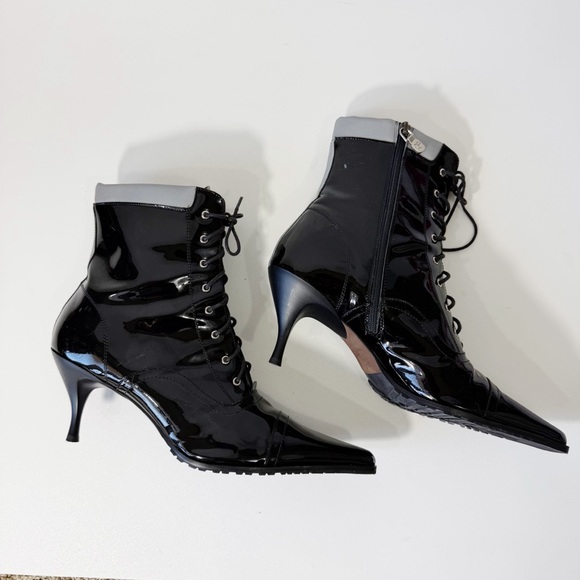 Donald J. Pliner Black Patent Leather Lace Up Heeled Boots Size 10 - Picture 5 of 13